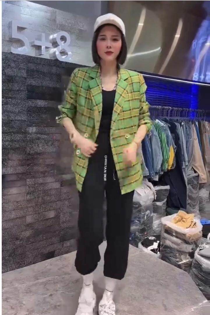 2022新款时尚大方显瘦高级感格子西装外套,女装西装,L·H·X