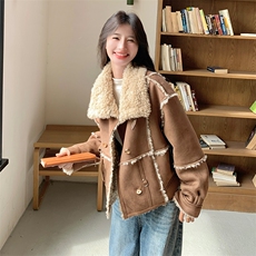 6903数据款大货已出现货皮毛一体外套P215K328，女装派克服，2D034
