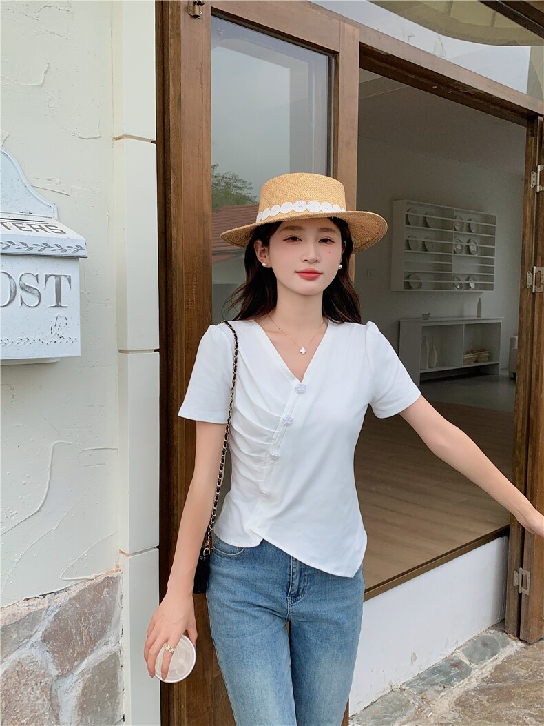 短袖螺纹棉t恤2024夏季新短款不规则下摆开叉设计感小众v领上衣装,女装T恤,鑫慧