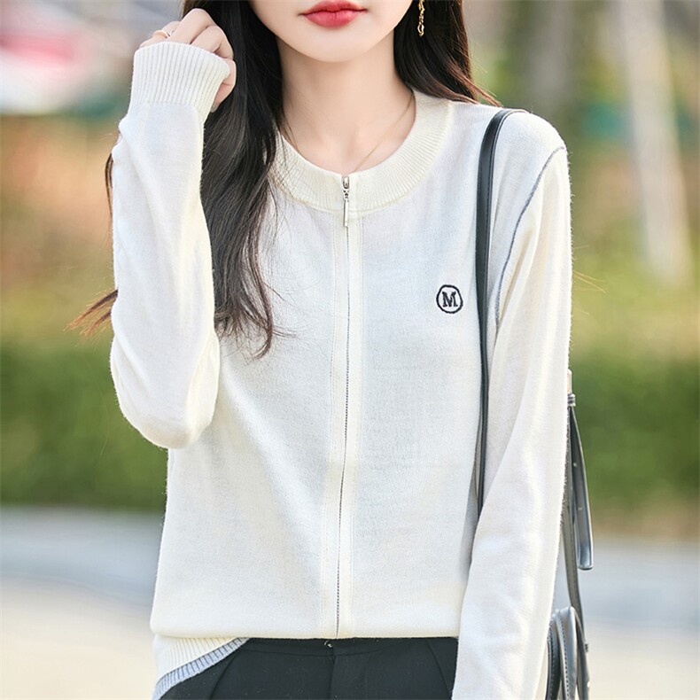 拼色圆领精纺羊毛拉链开衫女假两件刺绣针织毛衣外套宽松套头上衣，女装针织衫/毛衣，佰米娇羊绒