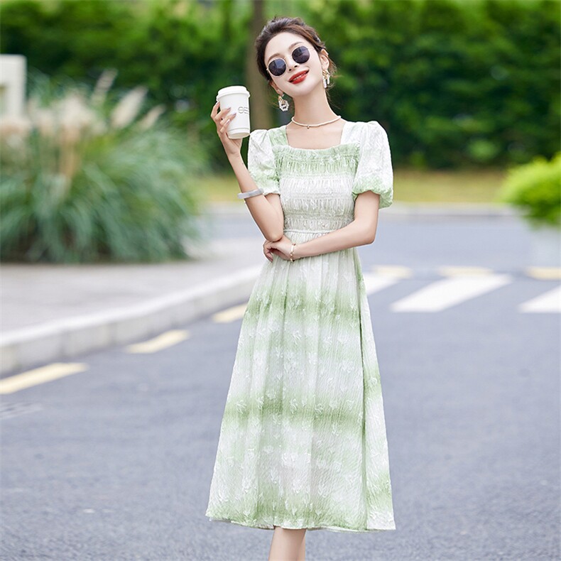 设计感连衣裙女夏2025新款高端精致法式方领气质名媛别致绝美裙子,女装连衣裙,采品优优