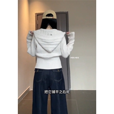 新款连帽拉链短款收腰开衫休闲简约，女装针织衫/毛衣，兰叶羊绒