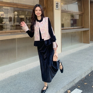 26春季现 货 数据好 新中式天丝绒三件套2C032 302P145K198图片