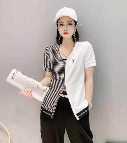 夏季小衫黑色，白色，女装，开心依典