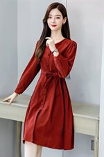 独特漂亮红色风衣外套女春2025超火好看气质高级感长款大衣，女装风衣，韩美纤衣