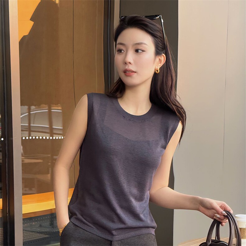 2025年秋季常规不连帽修身型圆领纯色日常无袖背心,女装T恤,新胜羊绒