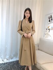 DINOBlENS/秋款上新 定制星空面料风衣裙，女装风衣，迪诺比亚