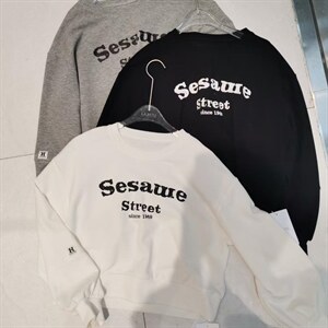 白搭小短款时尚卫衣，女装卫衣/绒衫，拉嘉图