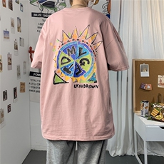 粉红色