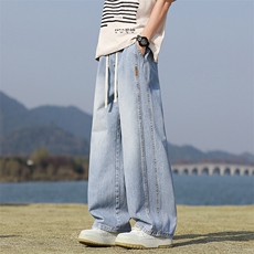 浅蓝色