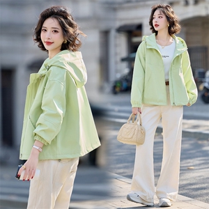 小个子牛油果绿外套女短款2025早春新款连帽休闲双拉链设计感风衣图片