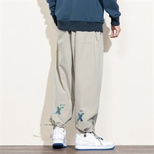 浅灰色