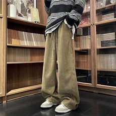 卡其色