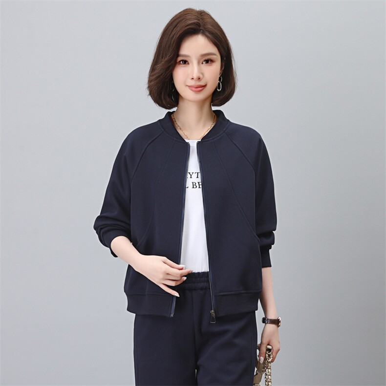 运动女春秋2025新款安格拉红中年妈妈洋气超火运动,女装短外套,涵誉