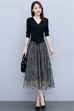 现货2022春秋季新款收腰显瘦法式针织拼接网纱打底连衣裙女，女装连衣裙，然然