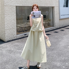 巨好看气质减龄背心半身裙套装女夏2025新款姐系贵感两件套高级感，女装连衣裙，维壹