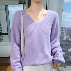 2025秋冬新款羊毛衫女V领纯色长袖貂绒毛衣宽松加厚打底羊毛衫，女装针织衫/毛衣，冬贝尔貂绒