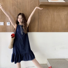 新款现货主推刺绣牛仔连衣裙2568-P125-K178，女装连衣裙，2C129