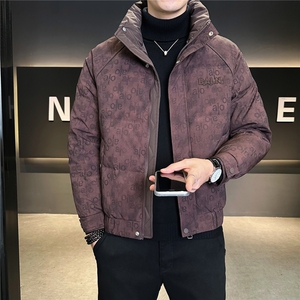 9517-M-4XL-P195标50绒店主风男士休闲立领满印修身羽绒服外套图片