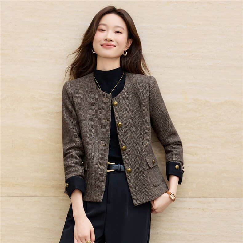 现货2025秋装新款时尚简约百搭气质上衣外套女,女装短外套,苗苗