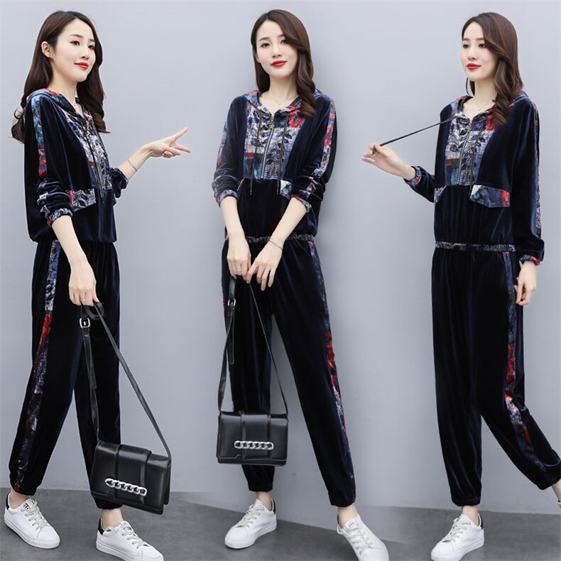 2021年秋款新款金丝绒带帽印花拼接运动休闲套装两件套，女装套装/套裙，瑶迪依秀