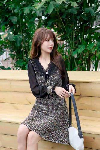 【现货】钉珠小香风纱袖连衣裙，女装连衣裙，艾丹迪蔓