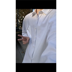 白色