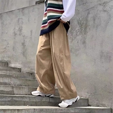 卡其色