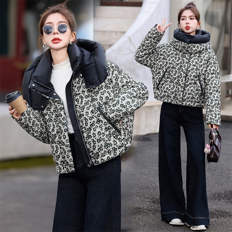 时尚印花连帽羽绒服女2024冬季洋气独特别致小个子短款白鸭绒外套图片