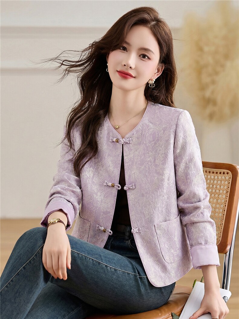 小香风新中式外套女2026秋季新款减龄气质百搭圆领西装上衣,女装短外套,伊航服饰