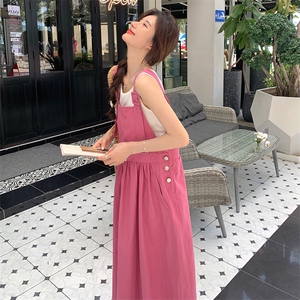 现货粉色背带裙2425P125控188图片