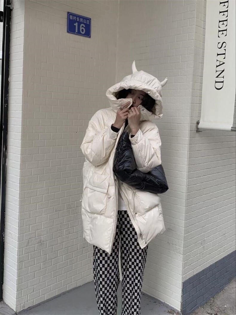 小恶魔连帽短款羽绒服 Size：SM，女装羽绒服，里奈(1F)