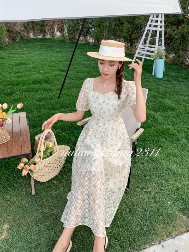 新款连衣裙，女装连衣裙，雨恋依香(1F)