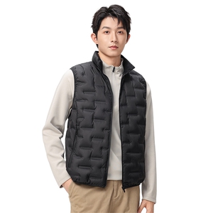 主推新款90绒子轻薄情侣装羽绒服秋冬男款休闲轻薄羽绒服马甲外套图片