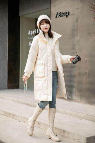 2037款羽绒服，女装羽绒服，依柏璐