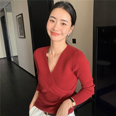2025秋冬百搭时尚简约v领抽绳上衣，女装羊绒衫，玛卡隆羊绒