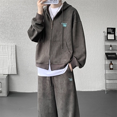 炭灰色