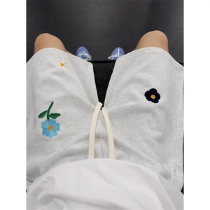 夏季潮牌小花五分裤子男款设计感小众大码宽松运动休闲短裤图片