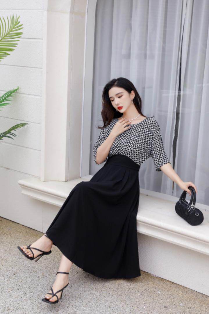 2023夏装连衣裙，女装连衣裙，贻思茗