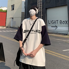 黑色