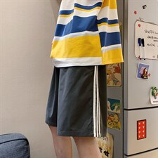 深灰色