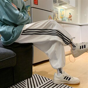 蓝色