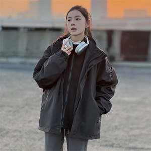 可拆卸防风保暖防水三合一冲锋衣带内胆2025新款情侣外套C608-130图片
