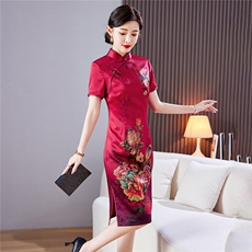 26春夏季新款高奢时尚盘扣中长款专柜品质真丝旗袍婚礼喜婆婆，女装汉服/婚纱/旗袍/礼服，小荷流