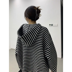 2025早秋卫衣女ins潮春秋韩版宽松bf慵懒风条纹上衣短款连帽外套图片