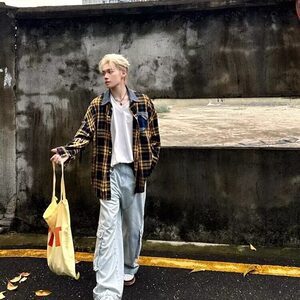 高级感外穿格子衬衫男女情侣复古宽松百搭早秋黄色格纹衬衣图片