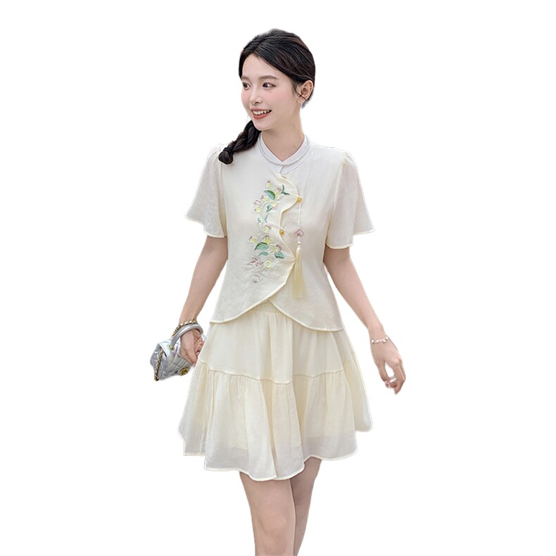 【现货】2025夏装新款清新优雅新中式风复古刺绣套装,女装套装/套裙,先锋丽姿