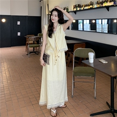 法式流苏黄色背心半身裙套装女夏2025新款两件套减龄搭配绝美俏皮，女装套装/套裙，2C212