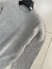 春秋女圆领35%羊绒衫镂空长袖毛衣，女装羊绒衫，以美红杉羊绒