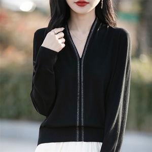 2025春季洋气休闲宽松V领外穿针织衫女薄款显瘦打底毛衣纯色上衣图片